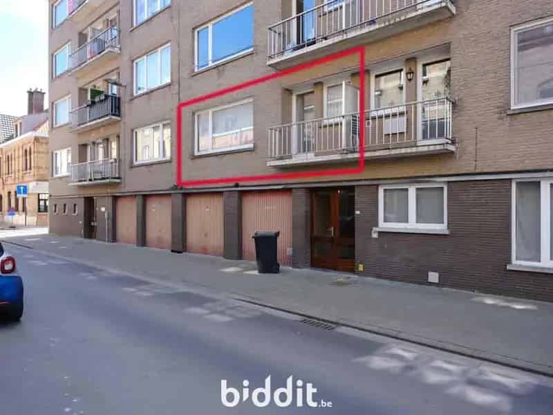 STUDIO-APPARTEMENT OP 4E VERDIEPING
