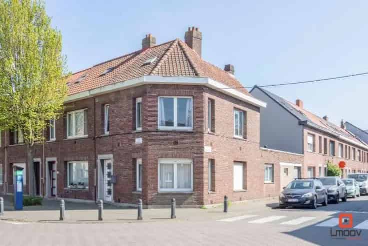 Huis Te Koop Gent: Vernieuwde Keuken Badkamer Garage