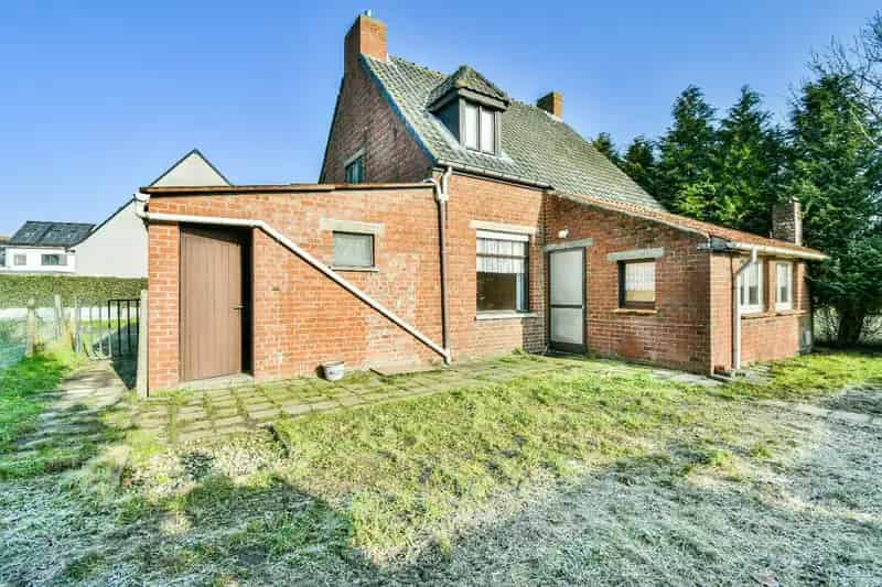 Te renoveren woning op een prachtige locatie!