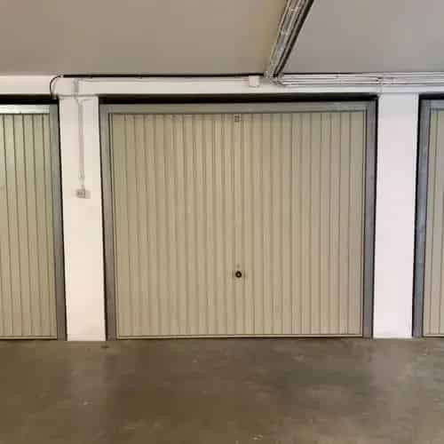 Gesloten garagebox op gunstige locatie