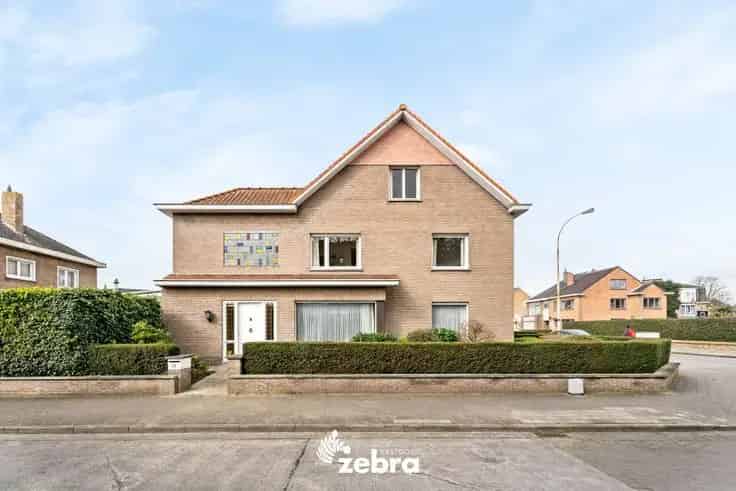 Huis Te Koop Sint-Andries 5 Slaapkamers Nabij Brugge