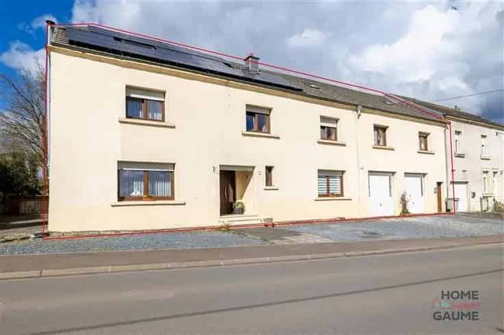 Groot Gezinshuis met Appartement te Baranzy