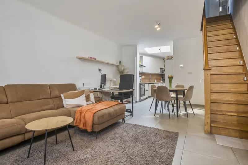 Starterswoning Lebbeke Centrum 2 slaapkamers gerenoveerd