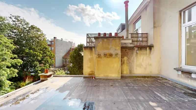 
                                                                    Appartement
                                                                             te koop te Schaerbeek
                                                                
