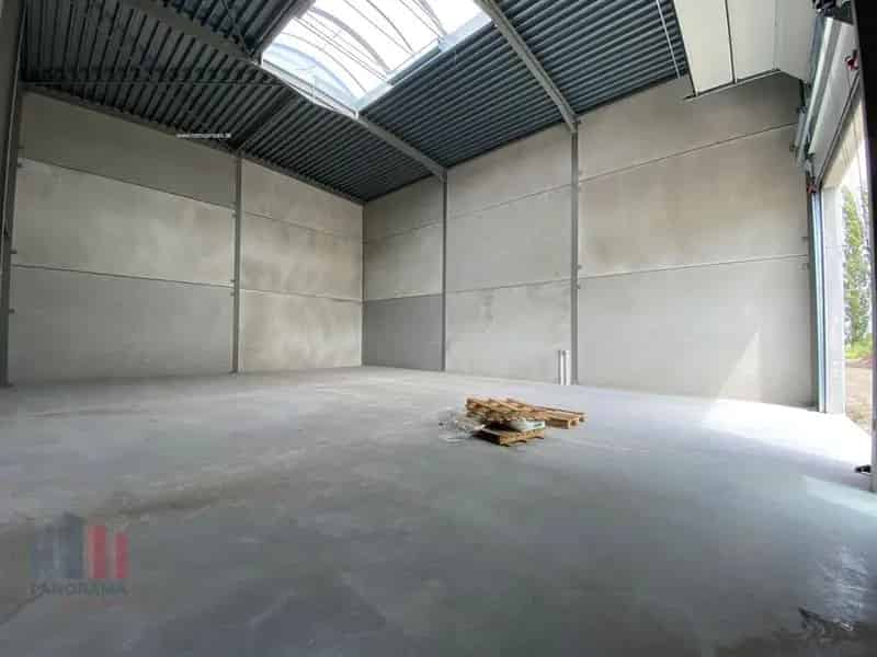 Nieuwbouw bedrijfsgebouw te huur in De Kalsijde Gistel