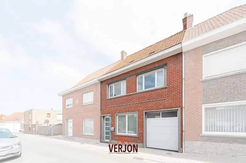 Kijkdag 06/09/2025 van 10:30 tot 11:30 uur! Ruime gezinswoning met karakter!