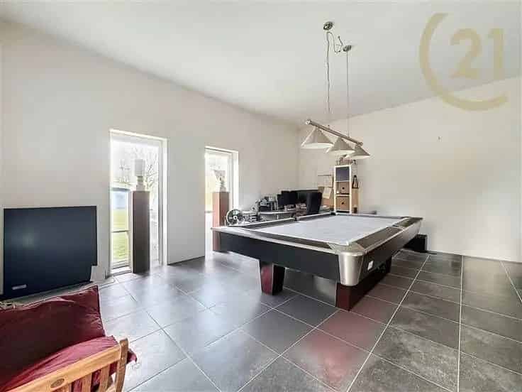 Huis Te Koop Genappe 6 slaapkamers 2 badkamers