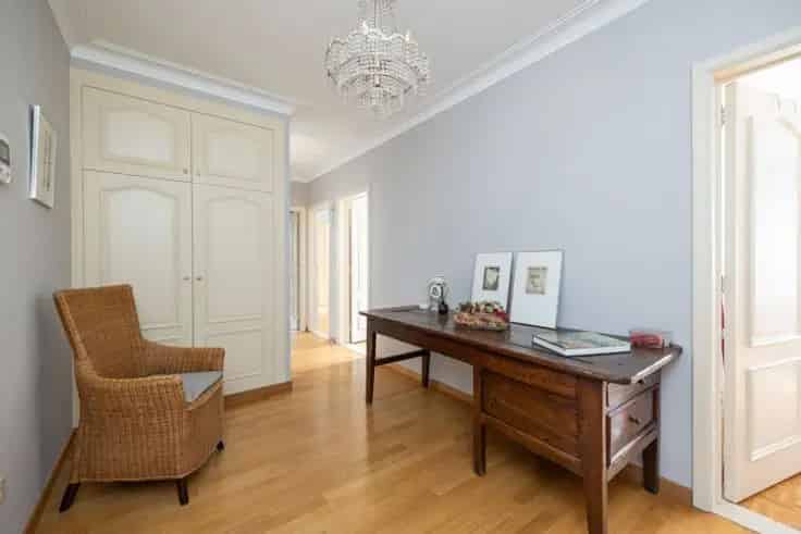 Appartement Te Koop 3 slaapkamers Garage Nabij Markt