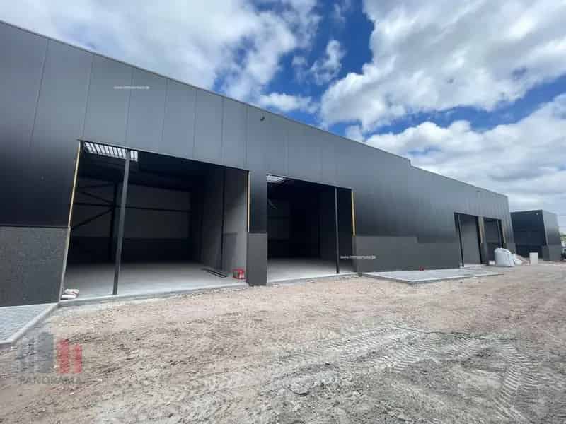 Nieuwbouw bedrijfsgebouw te koop in Oudenburg