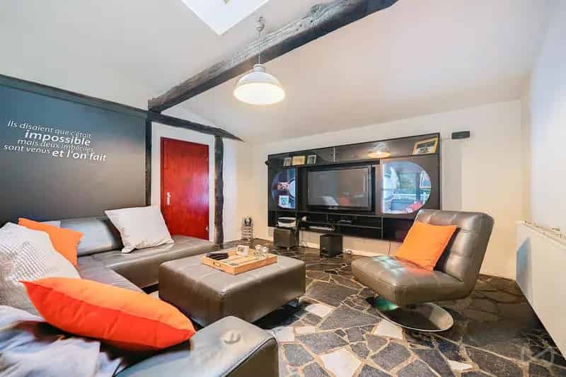 Bungalow met Paardenstal 191m² 7 Boxes Waremme