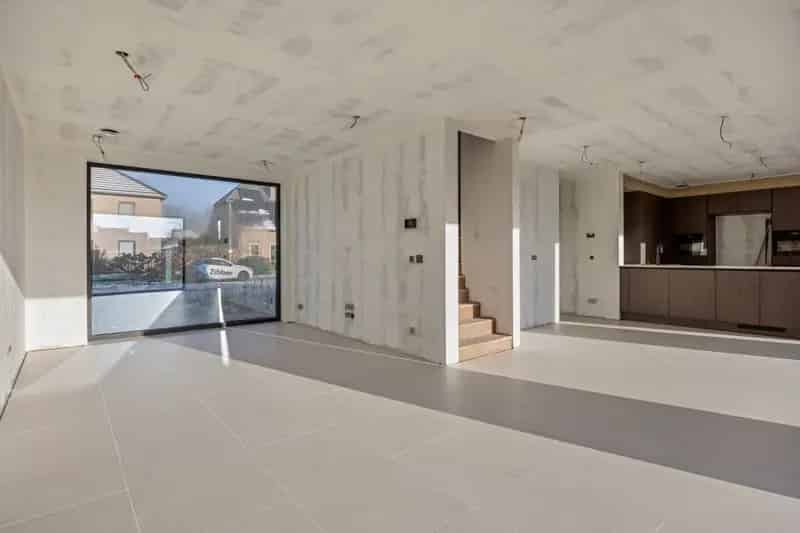 Ruime nieuwbouwwoning met 3 slpks gelegen op een zonnig perceel in Mol - Rauw !