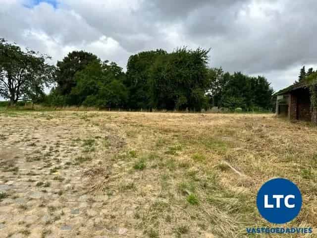 Te koop - Grond - Hoegaarden