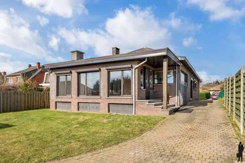 Karakteristieke woning met 3 à 4 slpks en zuidtuin op 943m²