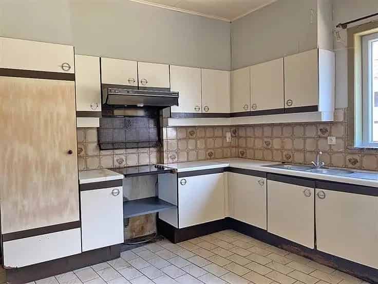 Te renoveren woning Zottegem 380m² 3 slaapkamers