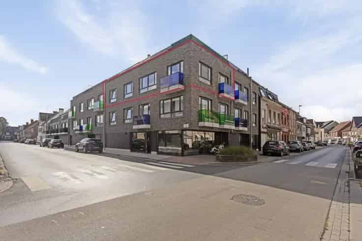 Ruim 3 Slaapkamerappartement te Koop Kortemark