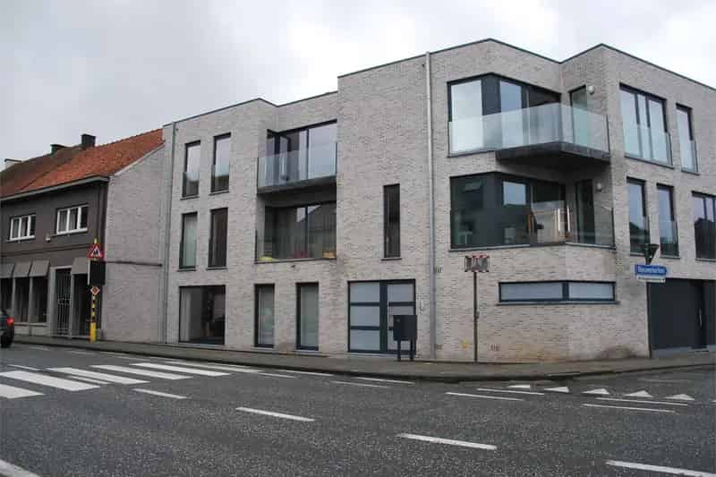 Gelijkvloers appartement te huur in Erembodegem