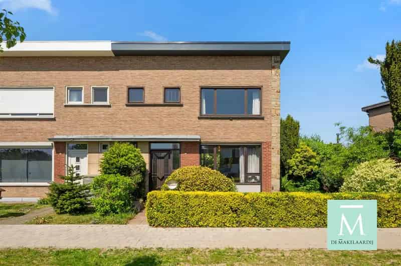 Huis te huur: 3 slaapkamers, tuin, achteruitweg