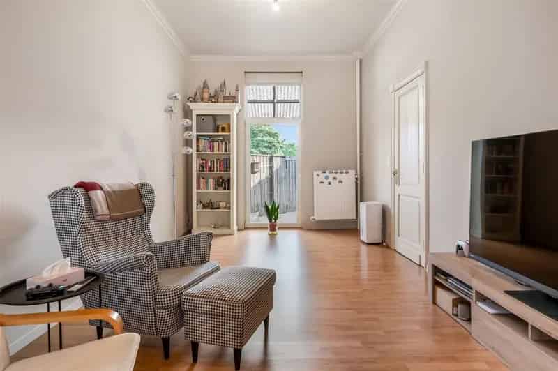 PRACHTIG INSTAPKLAAR HERENHUIS IN GEEL CENTRUM