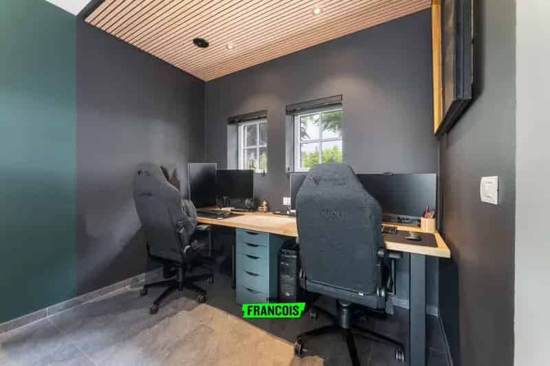Huis te huur Eernegem: Landelijke stijl, 3 slaapkamers, tuin