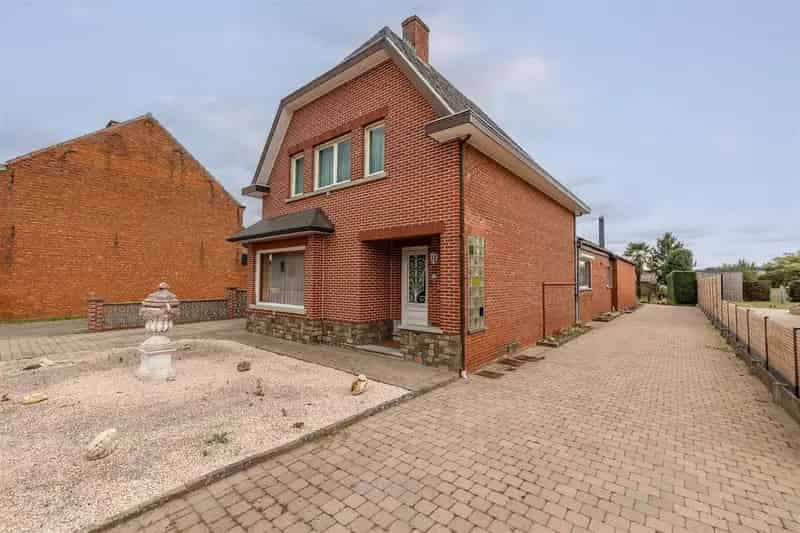 Charmante woning OB op 8are74 met loods