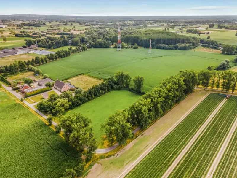 Boerderij 8198m² te Kontich: Rustig Landelijk Wonen
