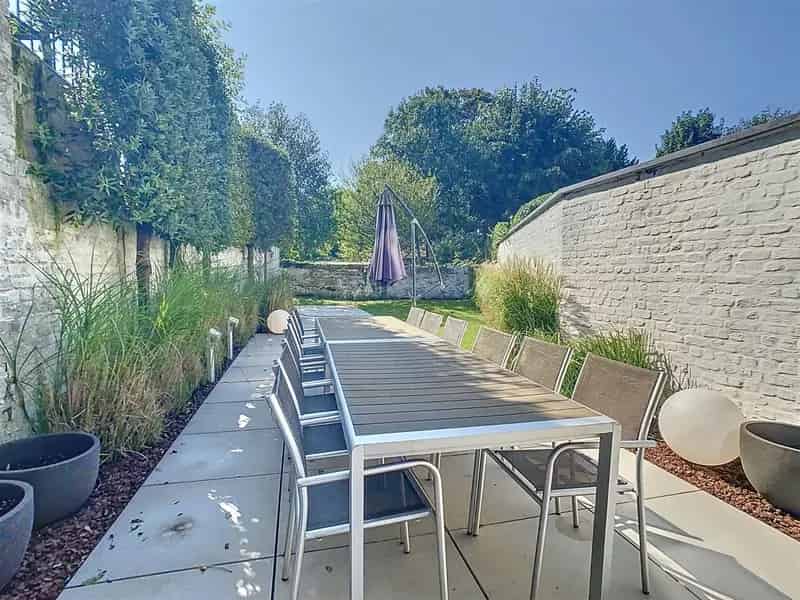Karaktervolle gerenov. herenhuis, 5 slpks, 3 bdks en tuin