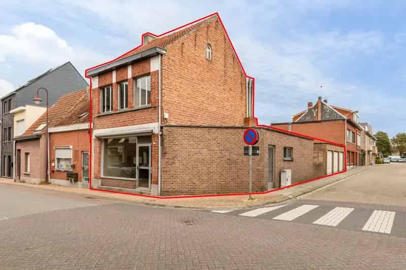 Woning met mogelijkheid tot handelsruimte