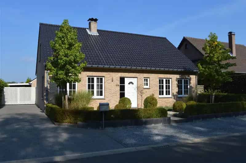 Te Huur: Ruime 4 Slaapkamers Huis in Houthalen-Helchteren