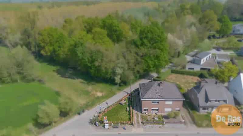EREMBODEGEM - Ruime gezinswoning aan bosrand.