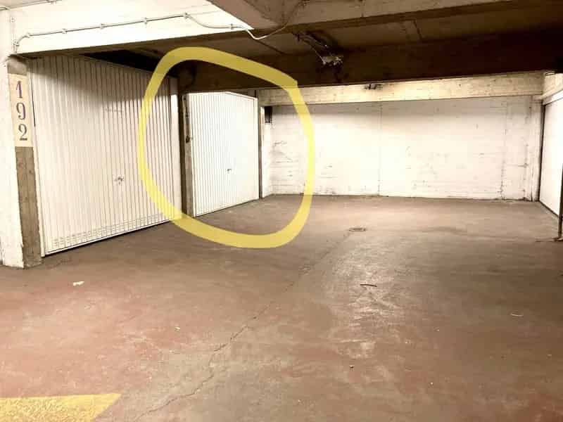 Garage te koop