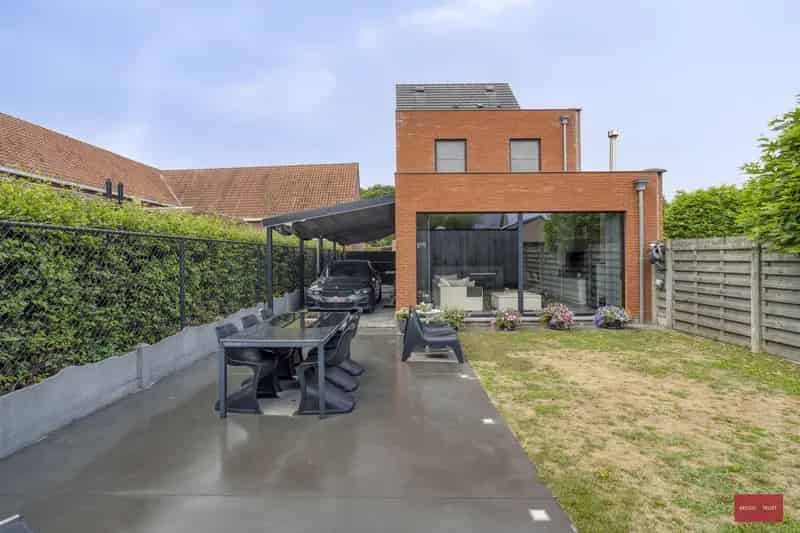 Moderne Halfopen Woning te Koop in Wortel EPC A