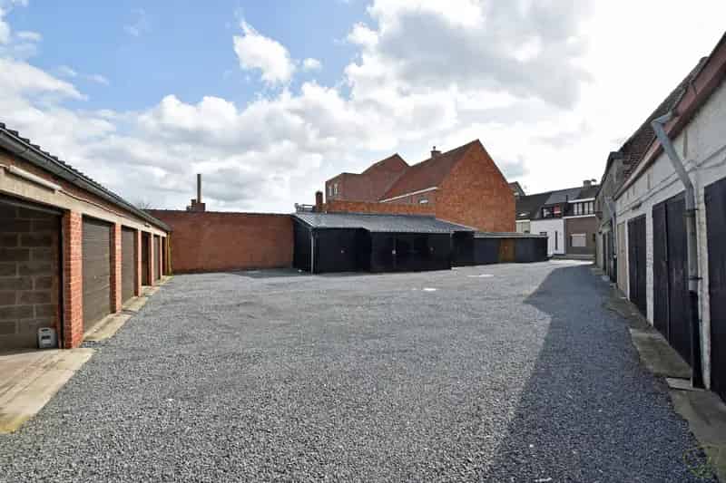 Garage te koop