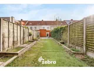 Huis te koop Roeselare - Instapklare woning met 2 slaapkamers en zolder