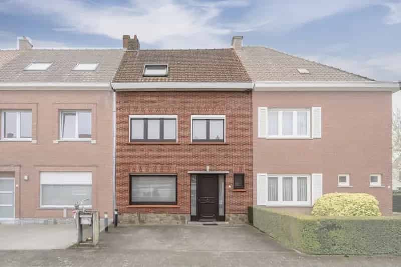Huis te huur 5 slaapkamers Kortrijk
