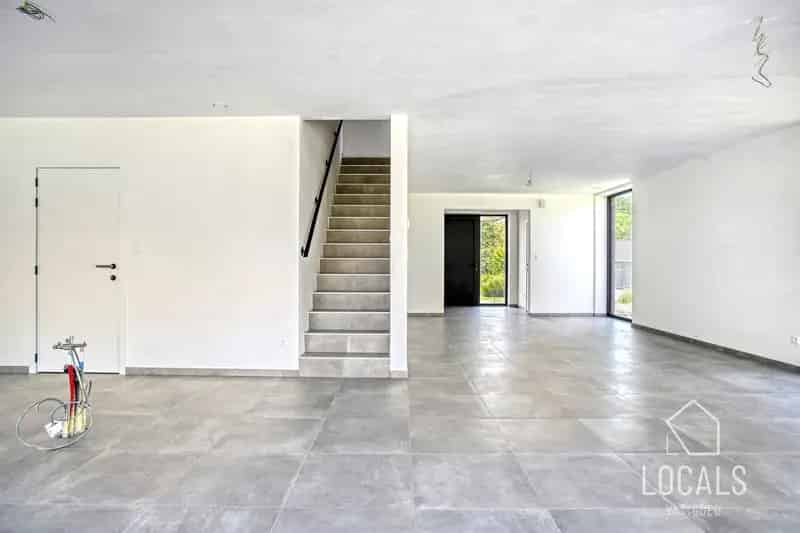 Ruime HOB met garage, tuin & 3 slaapkamers op toplocatie!