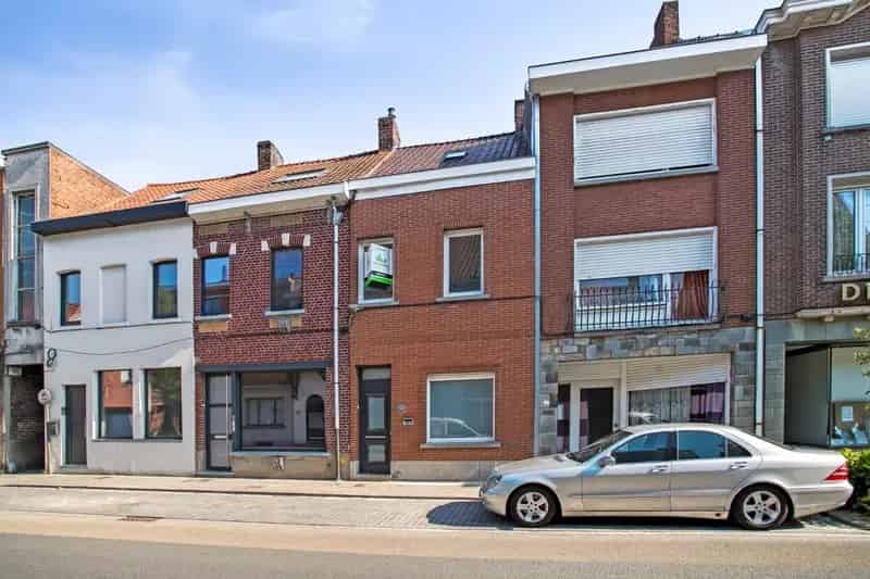 Huis te huur Izegem: Rijwoning met tuin en garage
