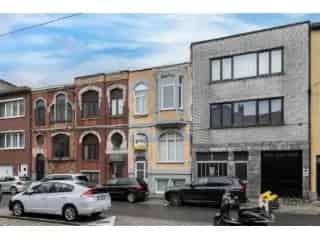 Huis te koop Deurne 3 slaapkamers 2 badkamers tuin
