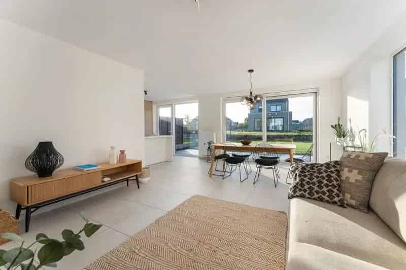 Nouvelles maisons à Estaimbourg sur une location adaptée aux enfants