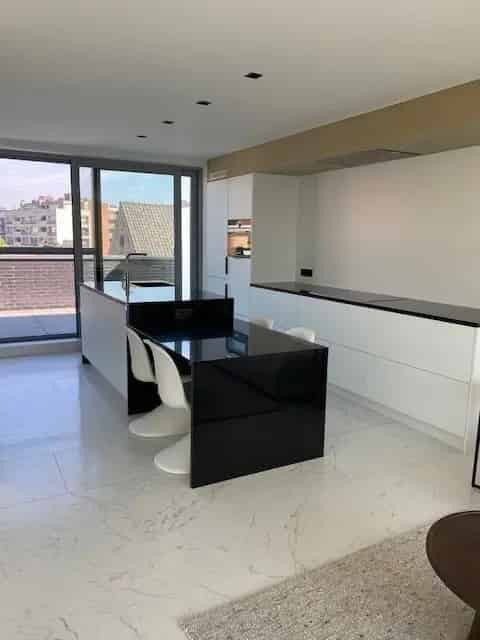Penthouse te koop in Sint-Niklaas