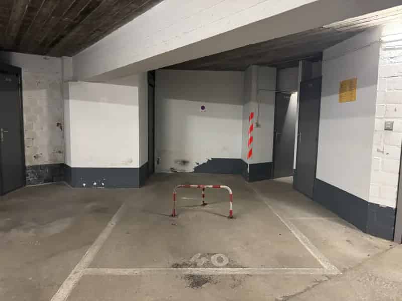 Garage te huur Middelkerke met extra bergruimte