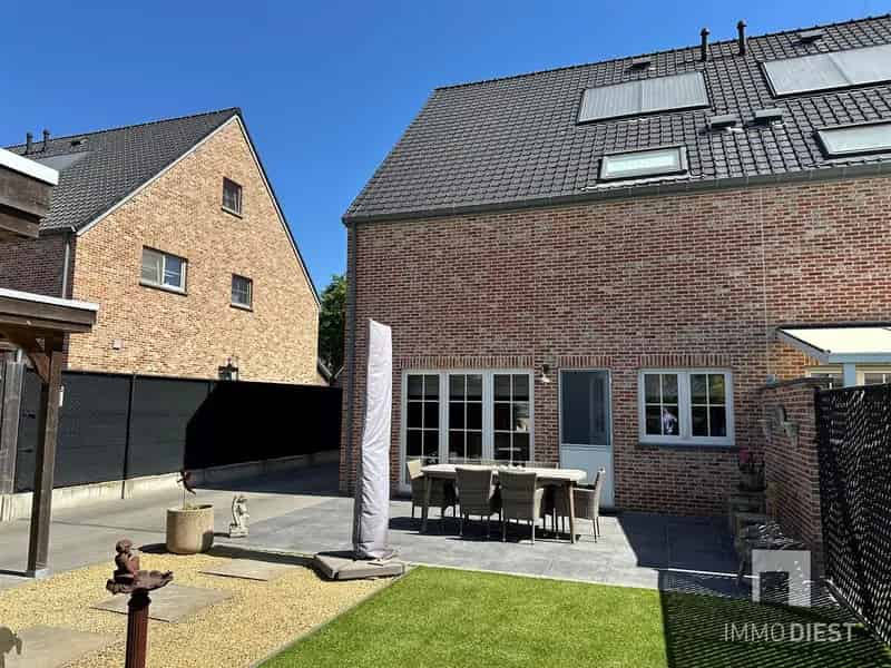 Huis te huur te Paal 4 slaapkamers EPC A