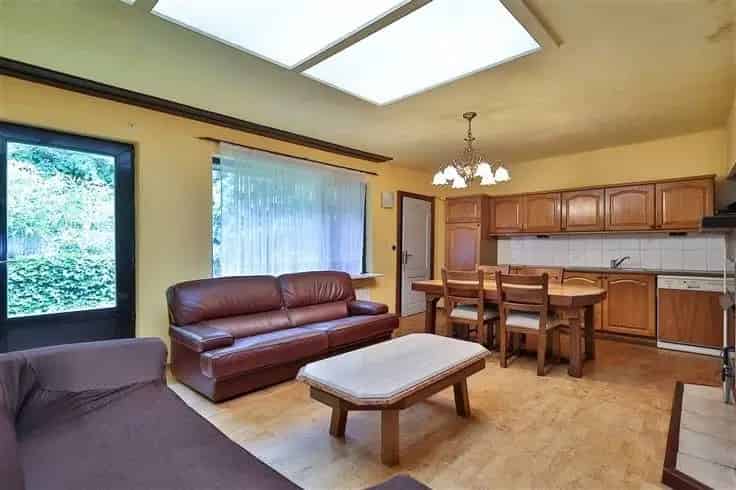 Appartementen te Koop Wilrijk - Twee Appartementen met Tuin en Garage