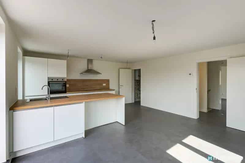 Duplexappartement te huur Mopertingen 2 slaapkamers carport