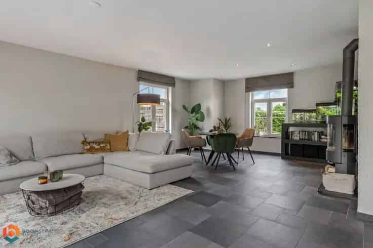 Huis Te Koop Schriek 5 Slaapkamers Grote Garage Tuin