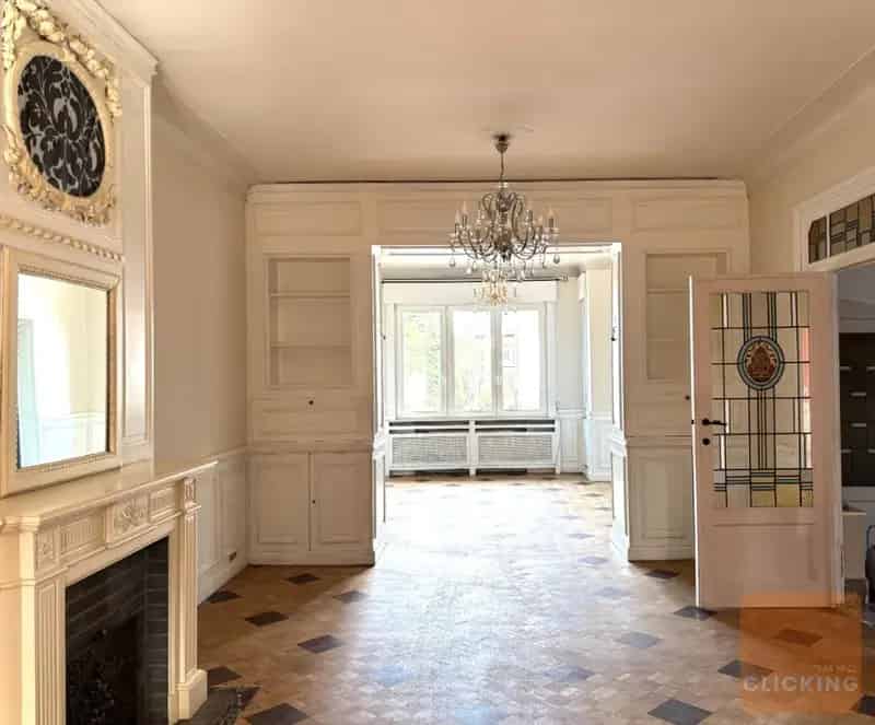 Gezellige woning (half open) met heerlijke Zuid  tuin