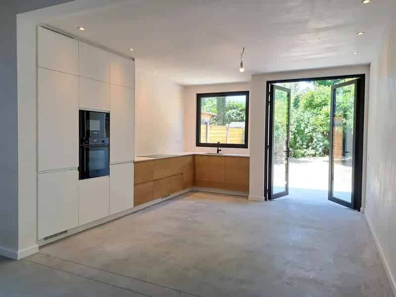 Huis te huur Lier: Gerenoveerde woning 3 slaapkamers tuin