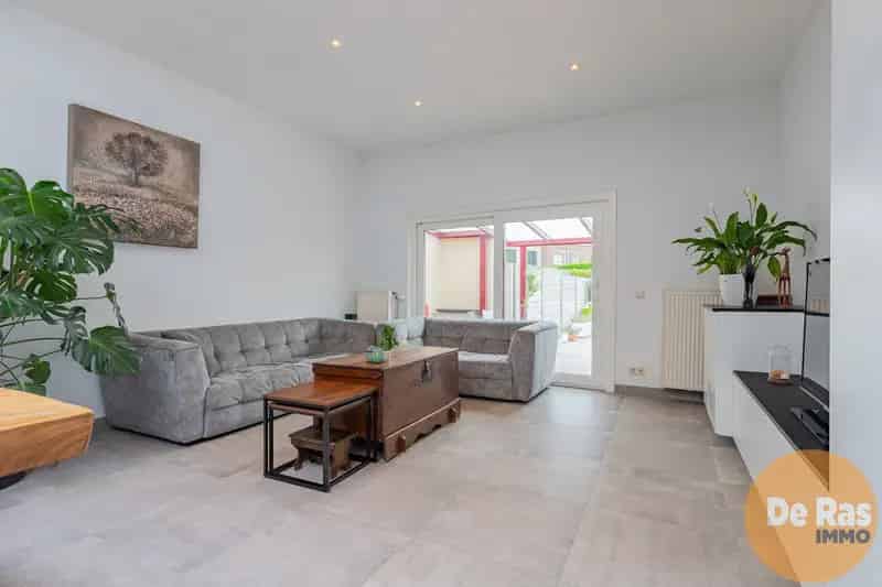 HOFSTADE - Eengezinswoning met 3 slpks en leuke buitenruimte!