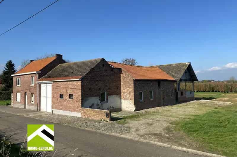 Huis te huur: Landelijke hoeve te renoveren