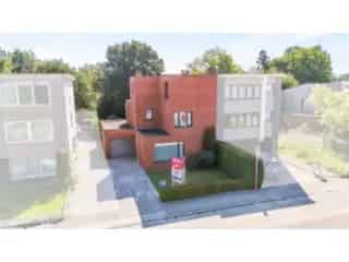 Huis te koop 5 slaapkamers grote tuin RBT31702