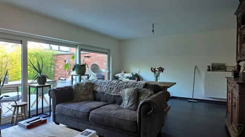 Recente gezinswoning met zonnige tuin, garage en centrale ligging!